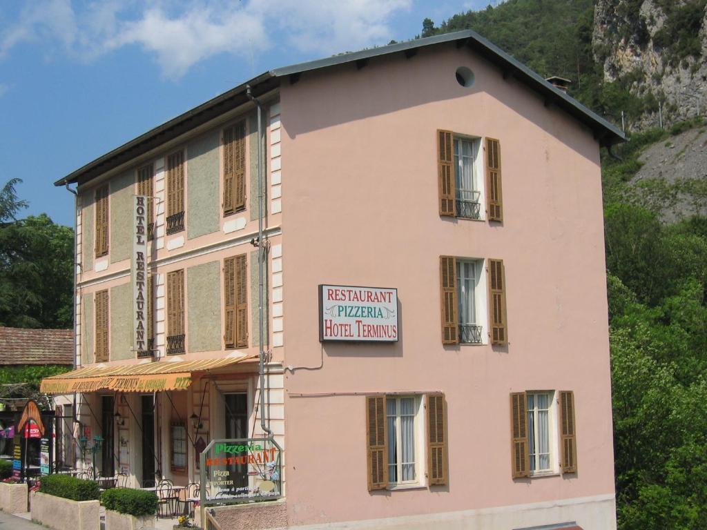 Chambres D'Hotes Le Terminus Fontan Exterior photo